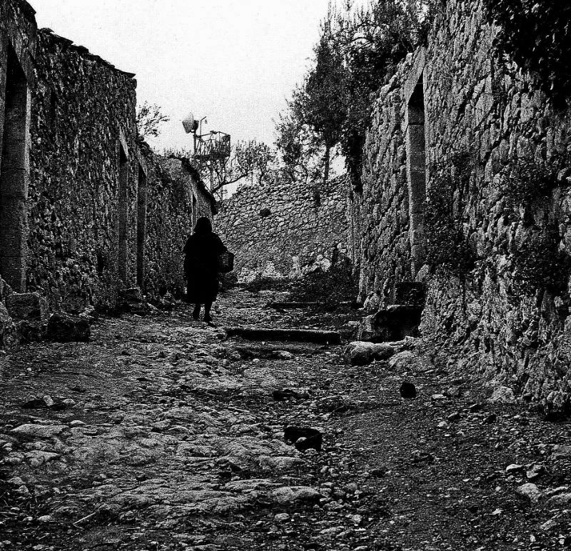 Only stones, Ferla, Sicily, 1971