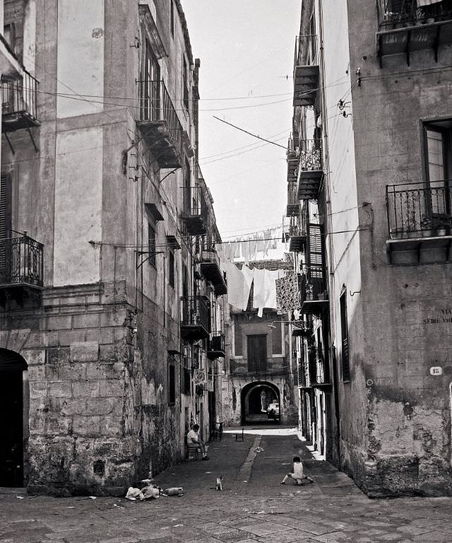 Way chairs flying, Palermo, Sicily, 1973