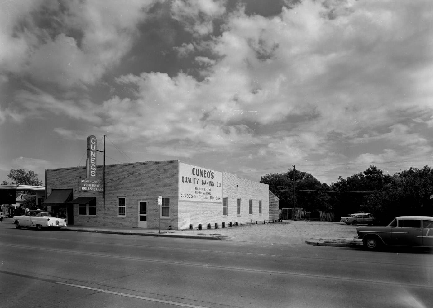 Exterior of Cuneo's Quality Baking Company, 1956