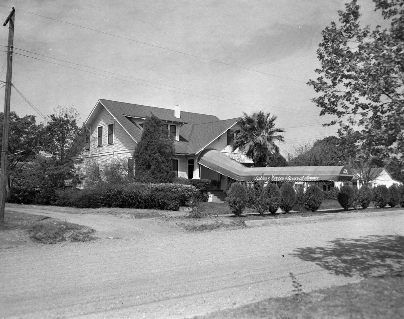 Fuller Mercer Funeral Service Building, 1950