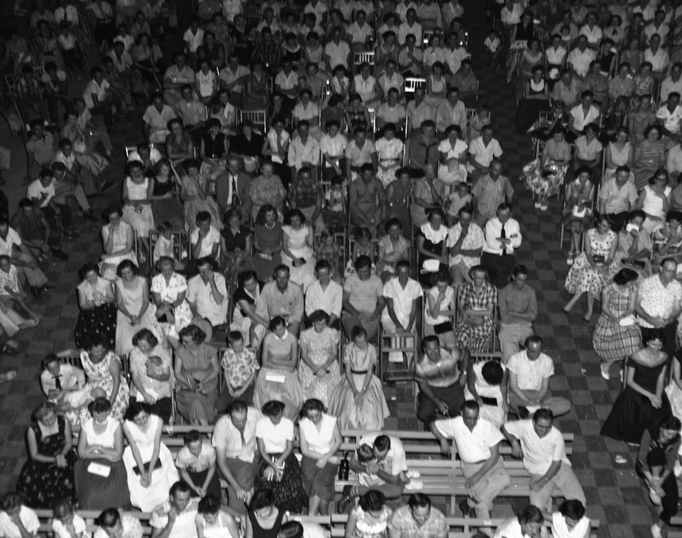 Crowd at Louisiana Hayride Show at Sportscenter, 1955.