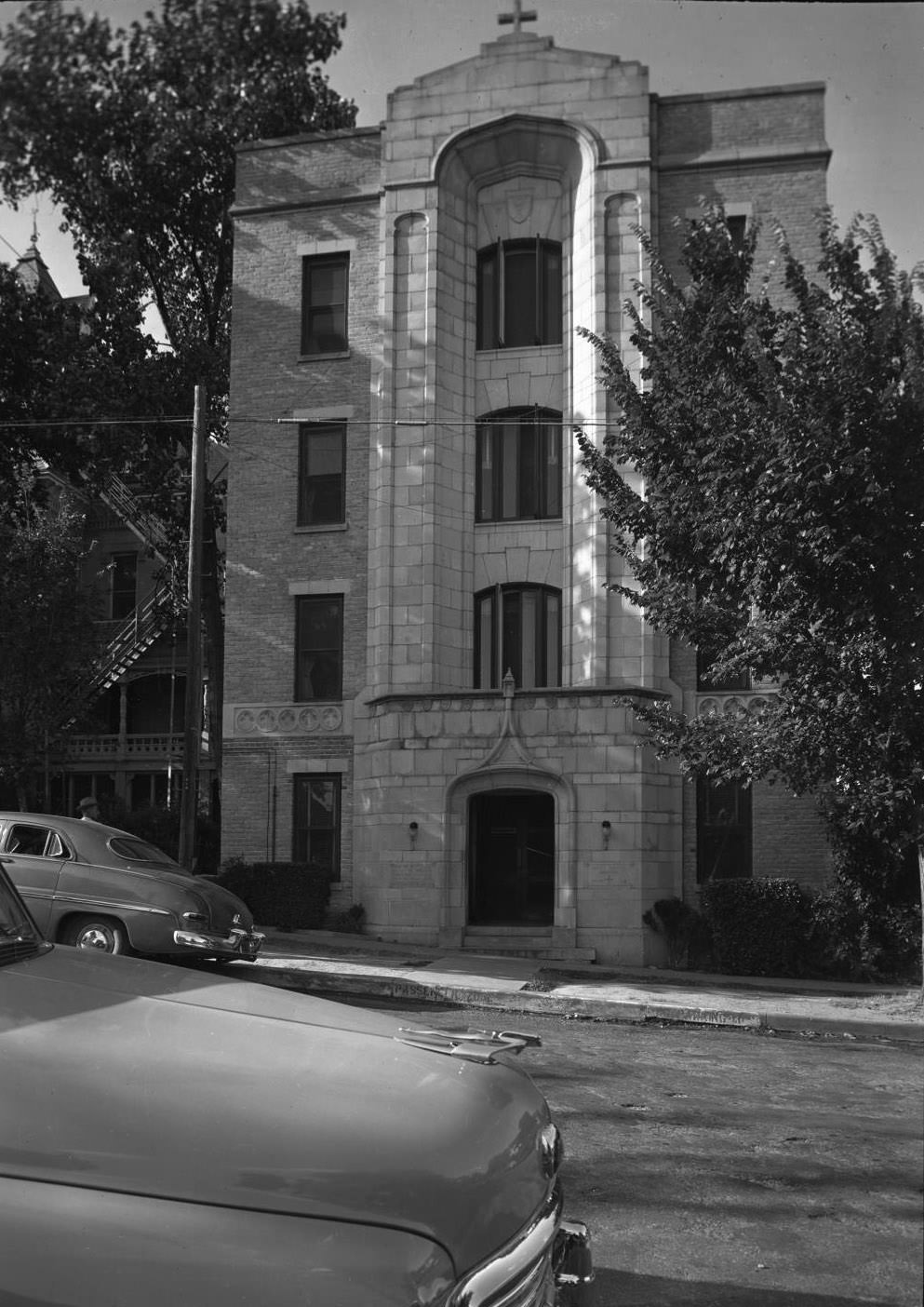 Exterior View of St. David's Hospital on 606 W. 17th Street, 1950.