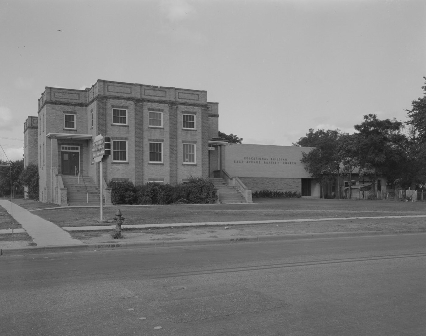 East Avenue Baptist Church Street View, Austin, 1953.