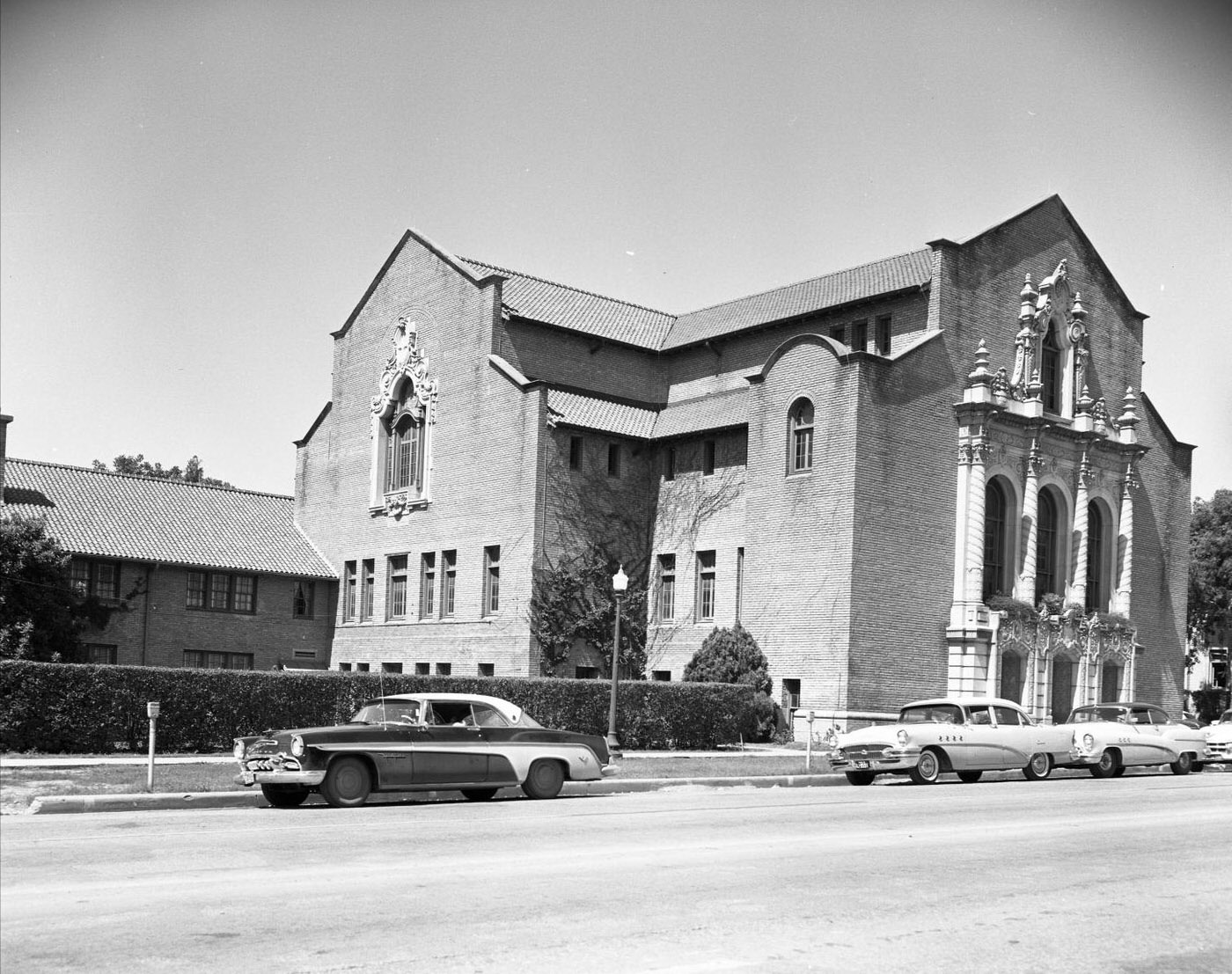 Exterior of University Baptist Church Main Chapel, 1958.