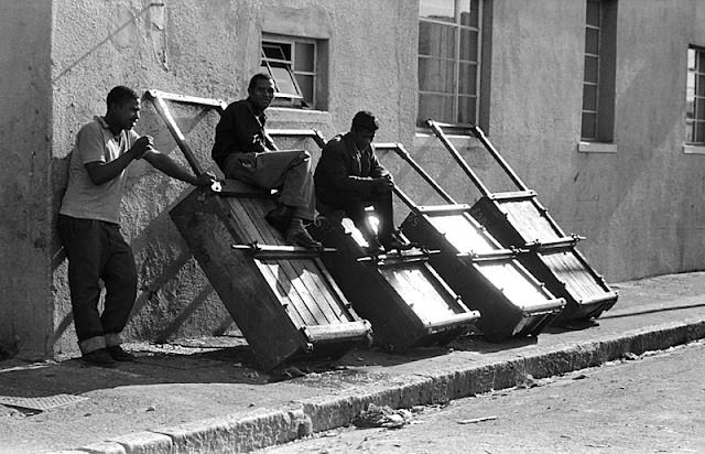 District Six in the 1970s: Breytenbach's Stunning Glimpses into Cape Town's Lost Neighborhood