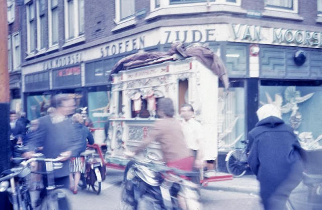 Dutch street organ H. Gossling at the junction of Oude Rijn and Donkersteeg, Leiden, Netherlands, circa 1965