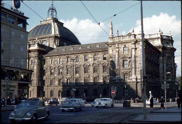 Justizpalast, Munich, Germany, 1960