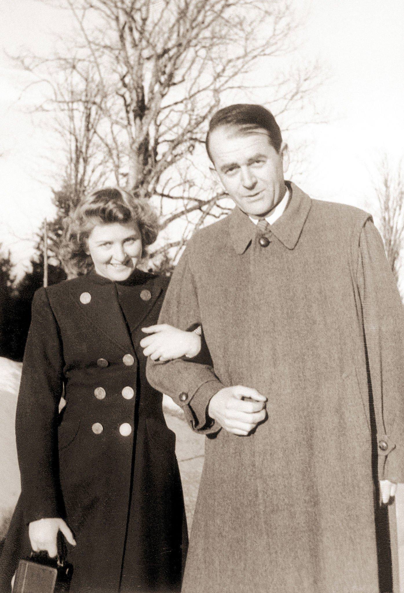 Eva Braun and architect Albert Speer walking near Hitler's residence, Berghof near Berchtesgaden, Germany, 1940