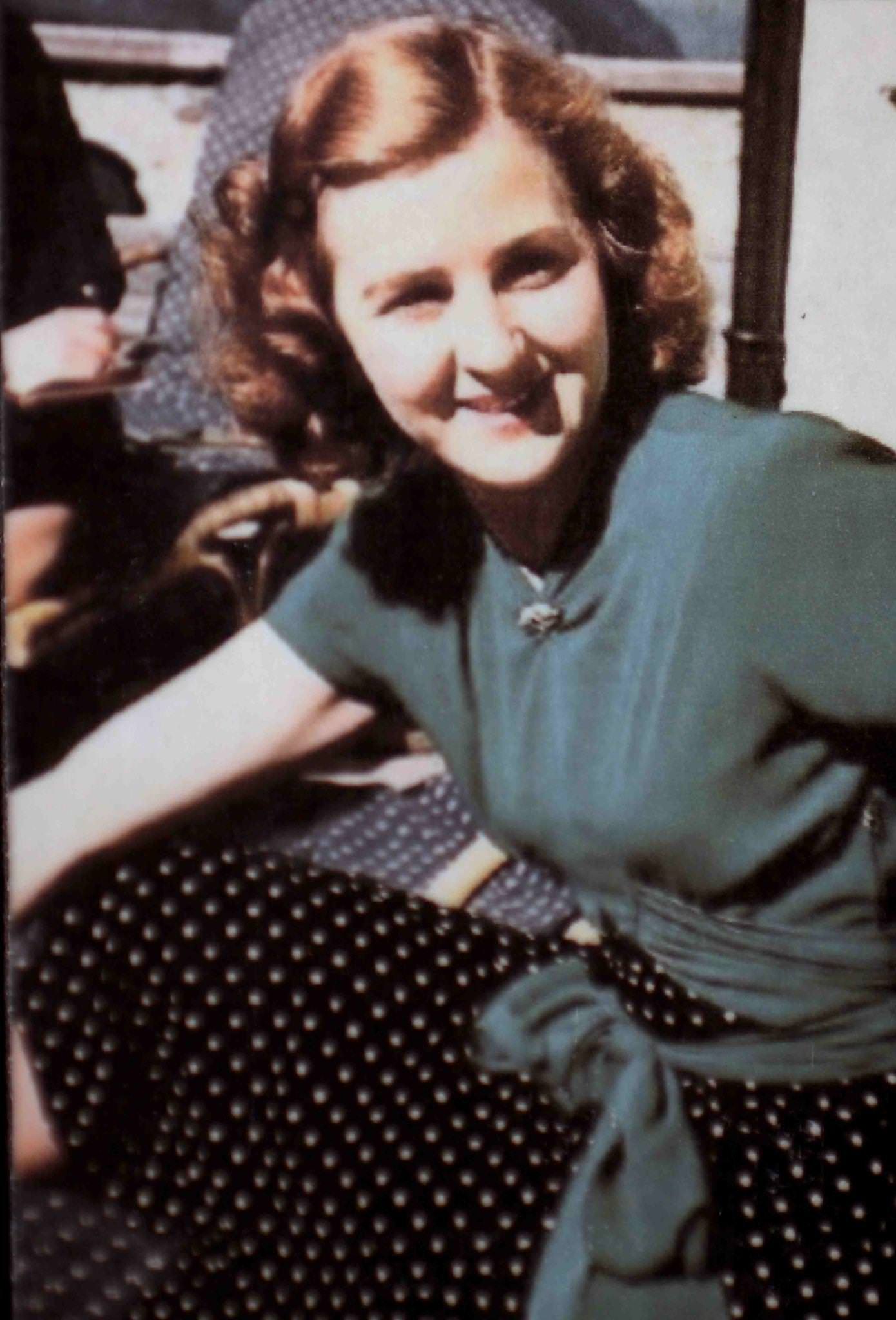 Eva Brau, 1945