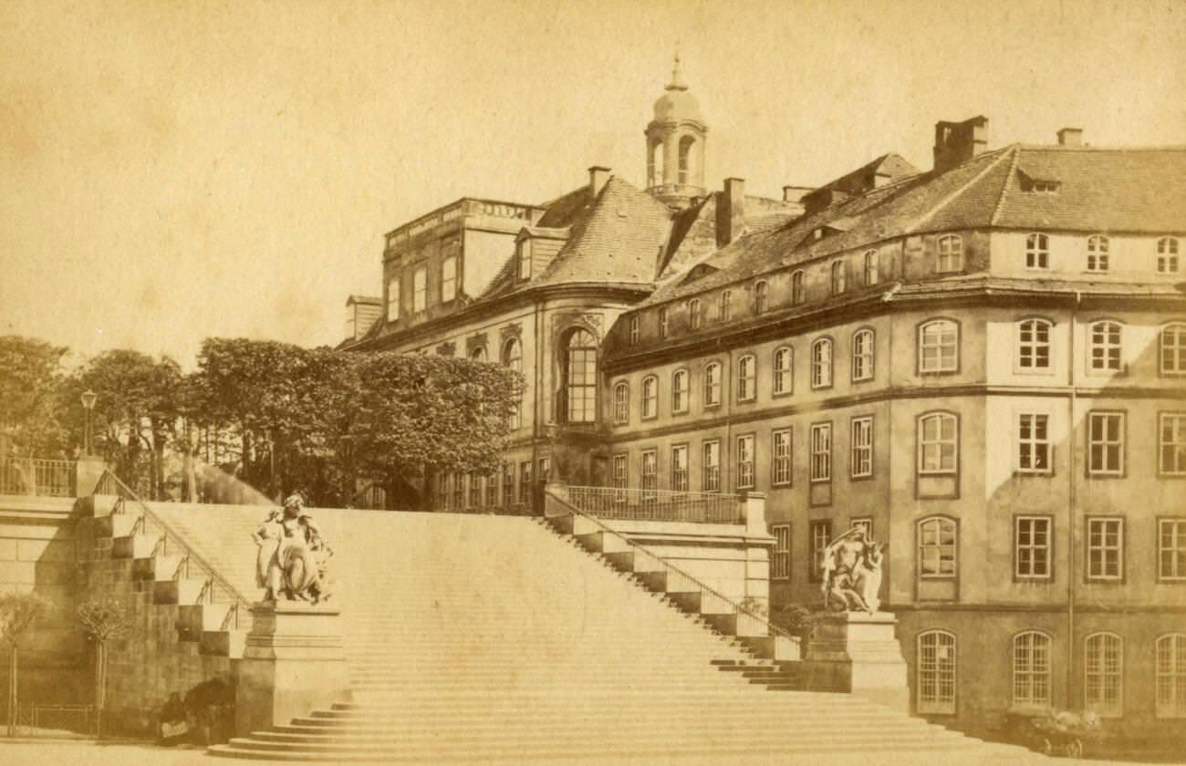 Bruehl's Terrace, Dresden, Germany, 1880s.