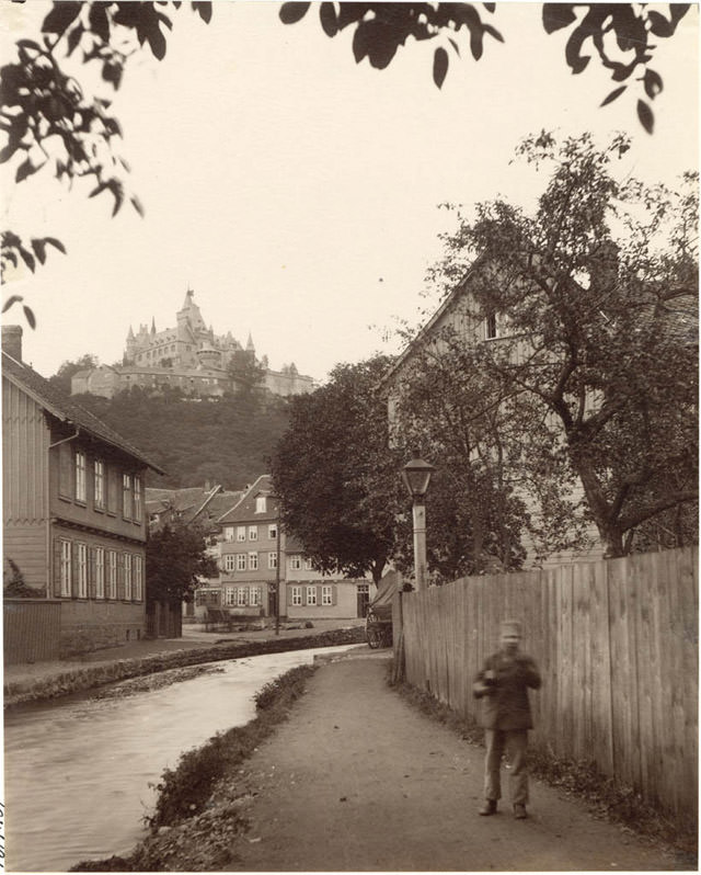 Schöne Ecke street, Wernigerode, Wernigerode Castle background, 1885.