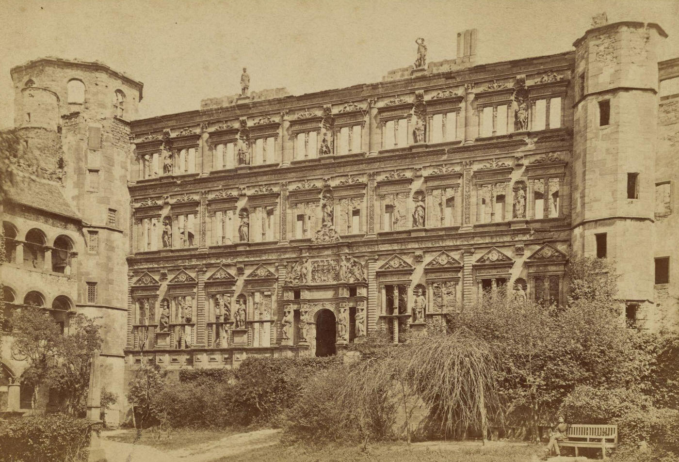 Three-storey palace, Heidelberg, by Eduard Lange, 1875.