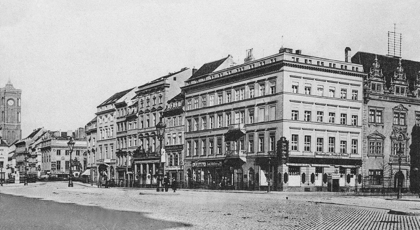 Berlin: Schlossplatz, 1888.