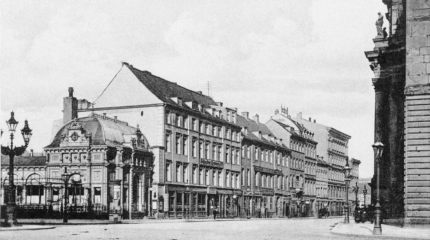 Berlin: Schlossfreiheit vom Schlossplatz, Cafe Helms demolished in 1893, postcard.