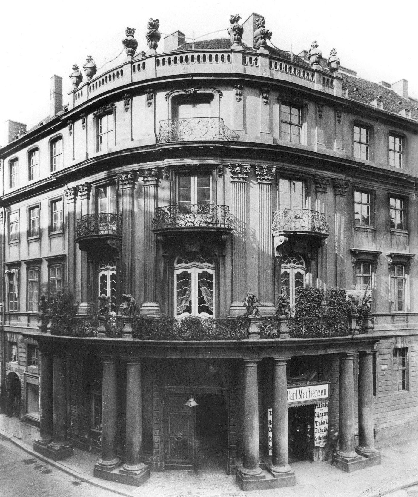 Berlin: Ephraim Palais, Mühlendamm/Poststr., 1888, F. Albert Schwartz.