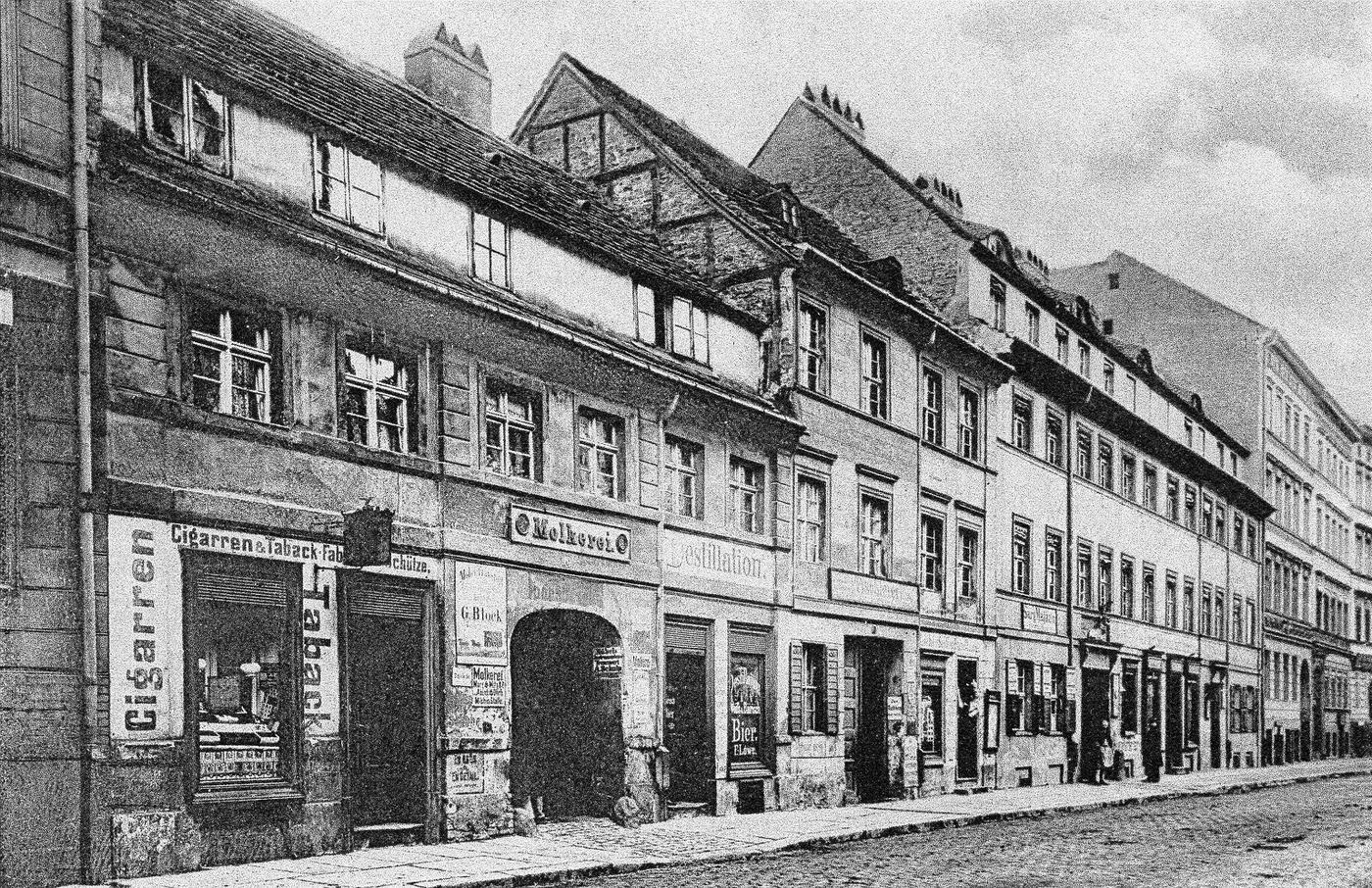 Alt-Berlin: Mauerstrasse (16-12) with Gasthof 'Zum Goldenen Hirschen', 1889.