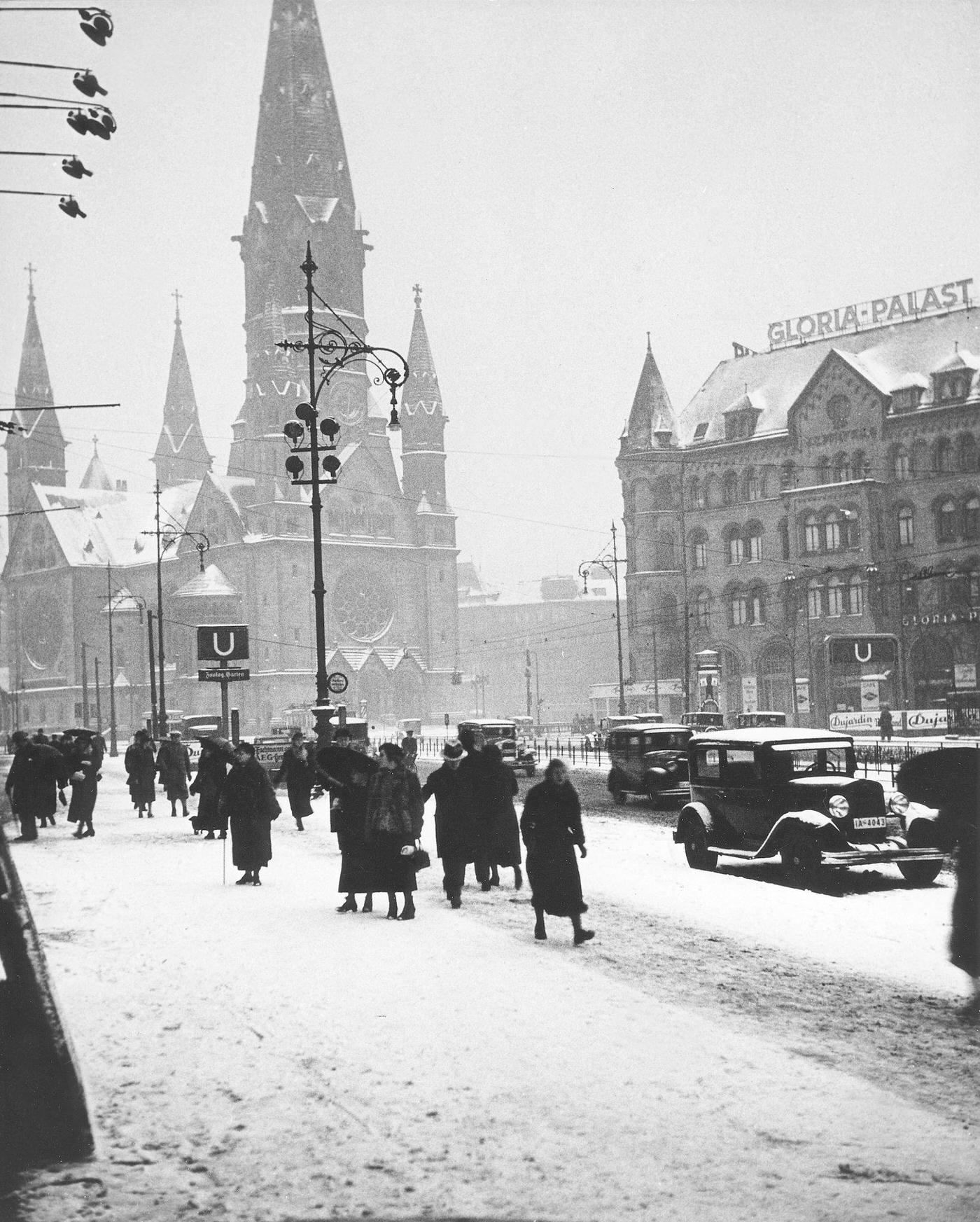 Berlin Gedächtniskirche bis 1945, Blick aus der Hardenbergstrasse, 1891-1895