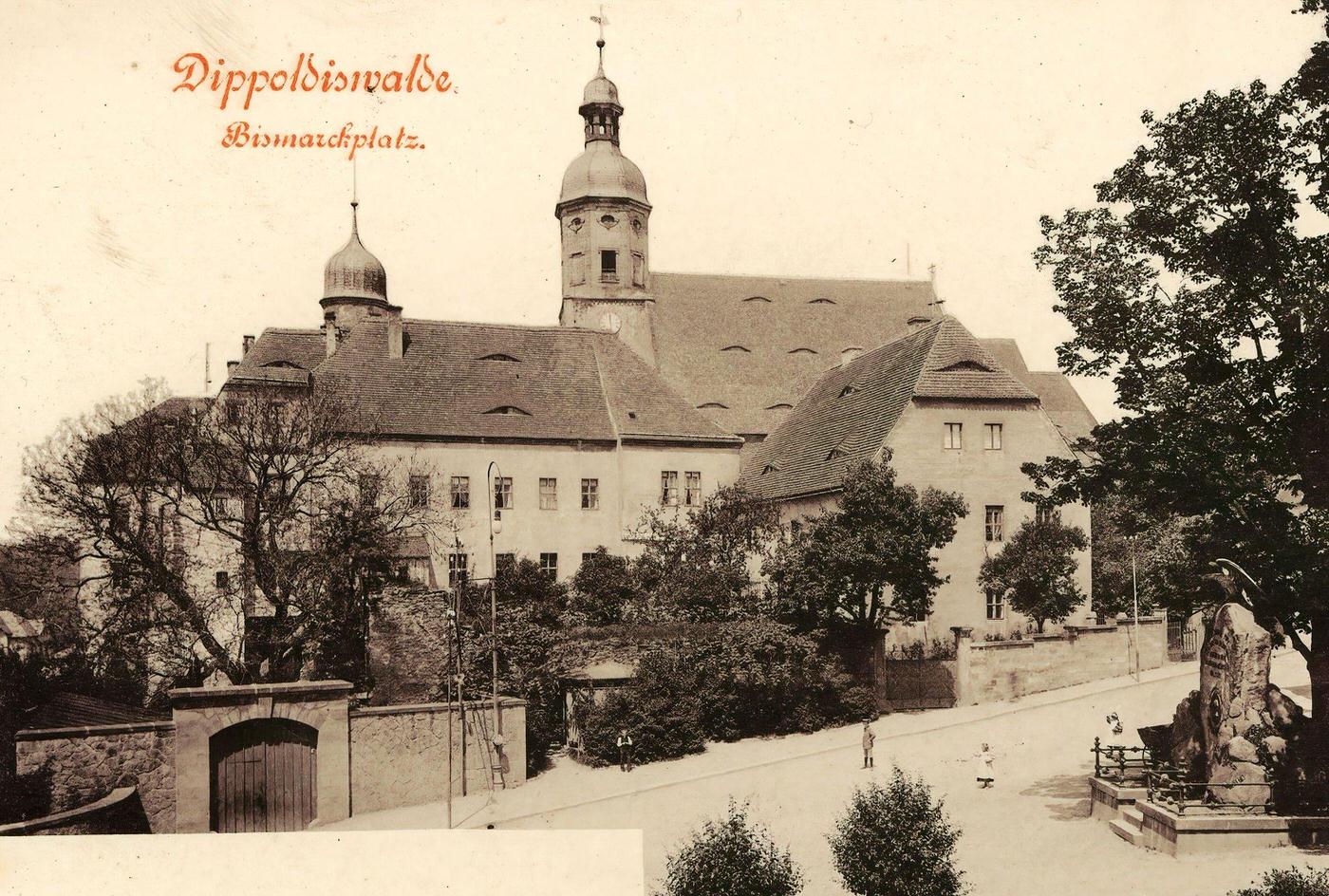 Churches in Dippoldiswalde, Monuments to Otto von Bismarck, 1899