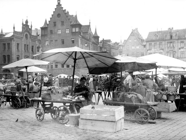 At a market in Nürnberg, 1904