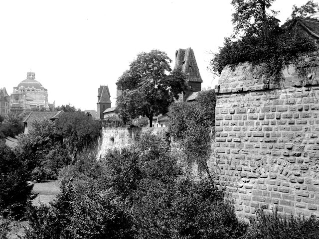 Stone wall in Nürnberg, 1904