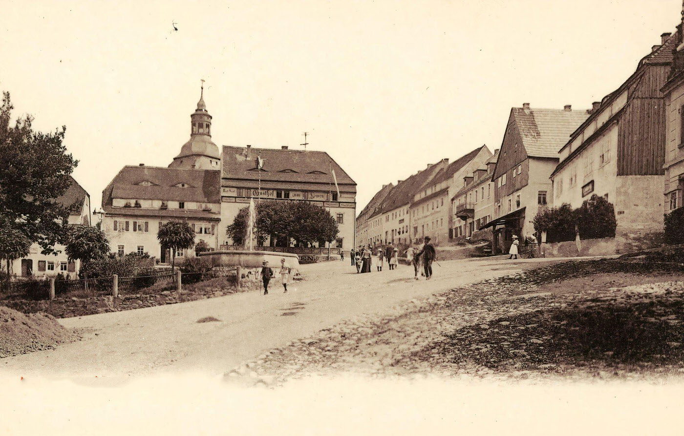 Water wells in Saxony, Market squares in Landkreis Sachsische Schweiz-Osterzgebirge, 1901.