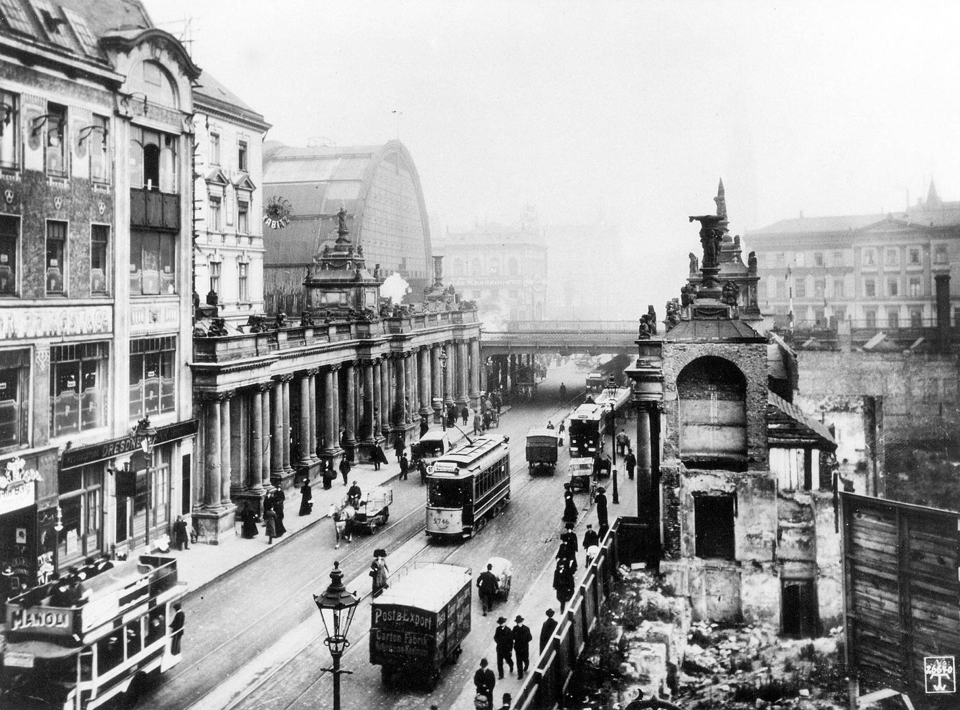 View of Königstrasse towards Bahnhof Alexanderplatz, Berlin Alexanderplatz, around 1900