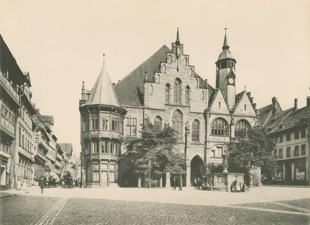 Antique 1902 photograph, City Hall and Historic Market Place in Hildesheim, Lower Saxony, Germany. SOURCE: LATER PHOTOGRAPHIC REPRINT