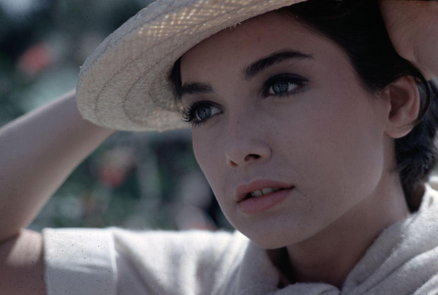 Suzanne Pleshette Holding a Hat, Los Angeles, 1962