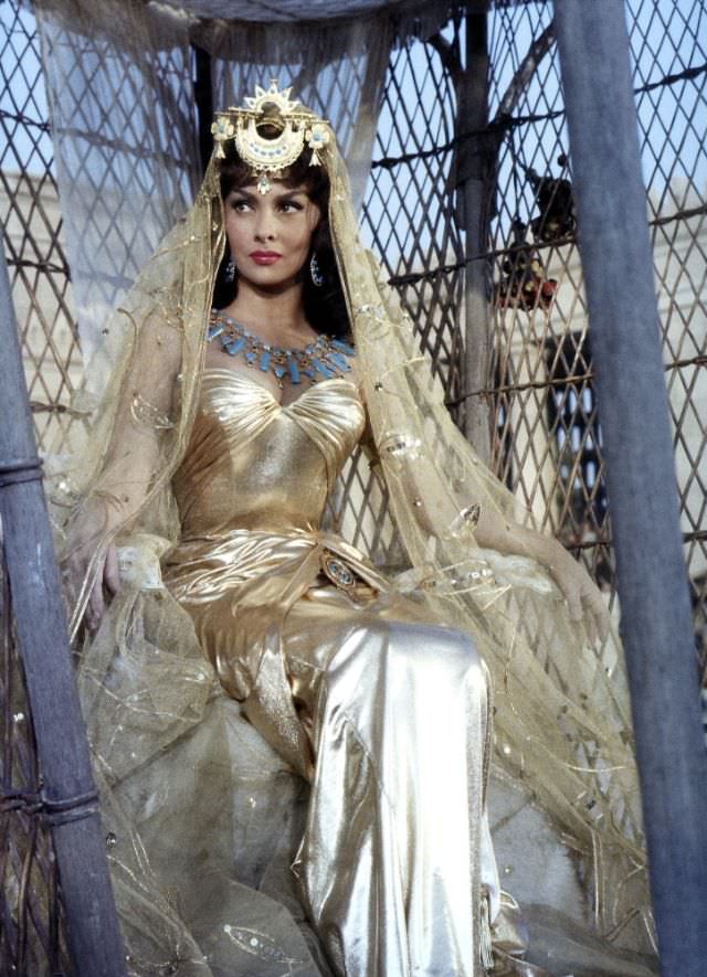 Gina Lollobrigida in costume for the film "Solomon and Sheba", in Madrid, Spain, 1958