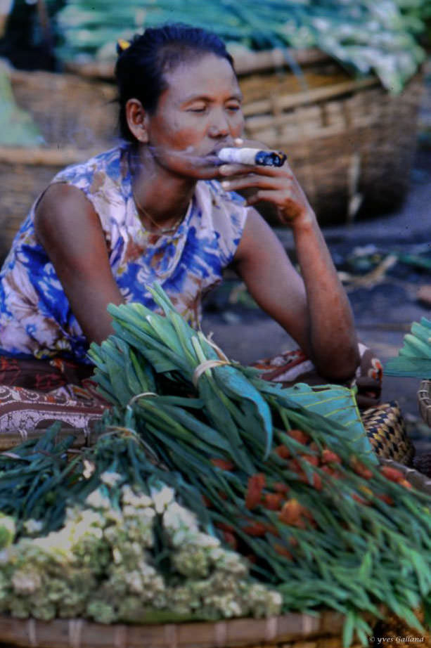 Yangon, Myanmar, 1982