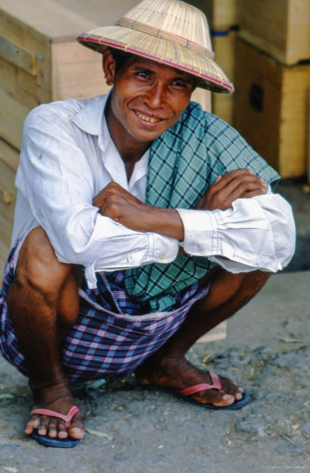 Yangon, Myanmar, 1982