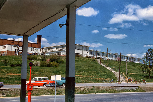 Redefining the 'Secret City': 1960s Photos Showcase Oak Ridge's Dramatic Shift from Nuclear Power to Powering Communities