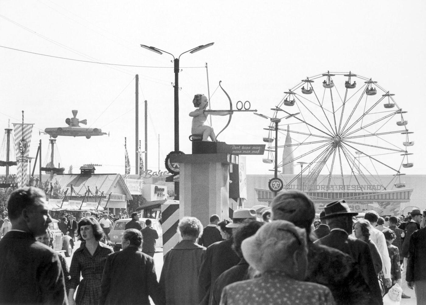 Visitors at Oktoberfest Wiesn, 1965.