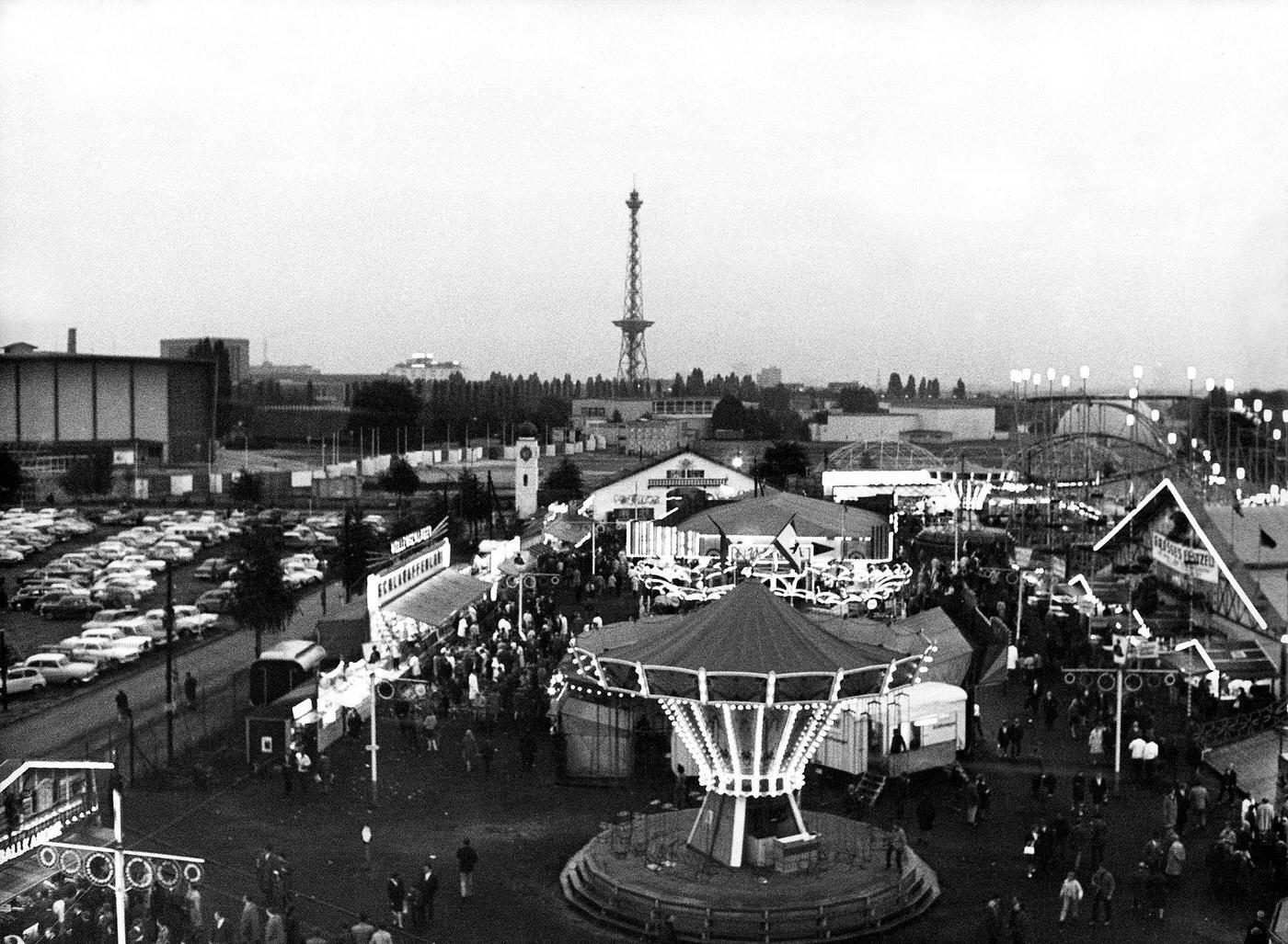 Oktoberfest Berlin Overview. 1967.
