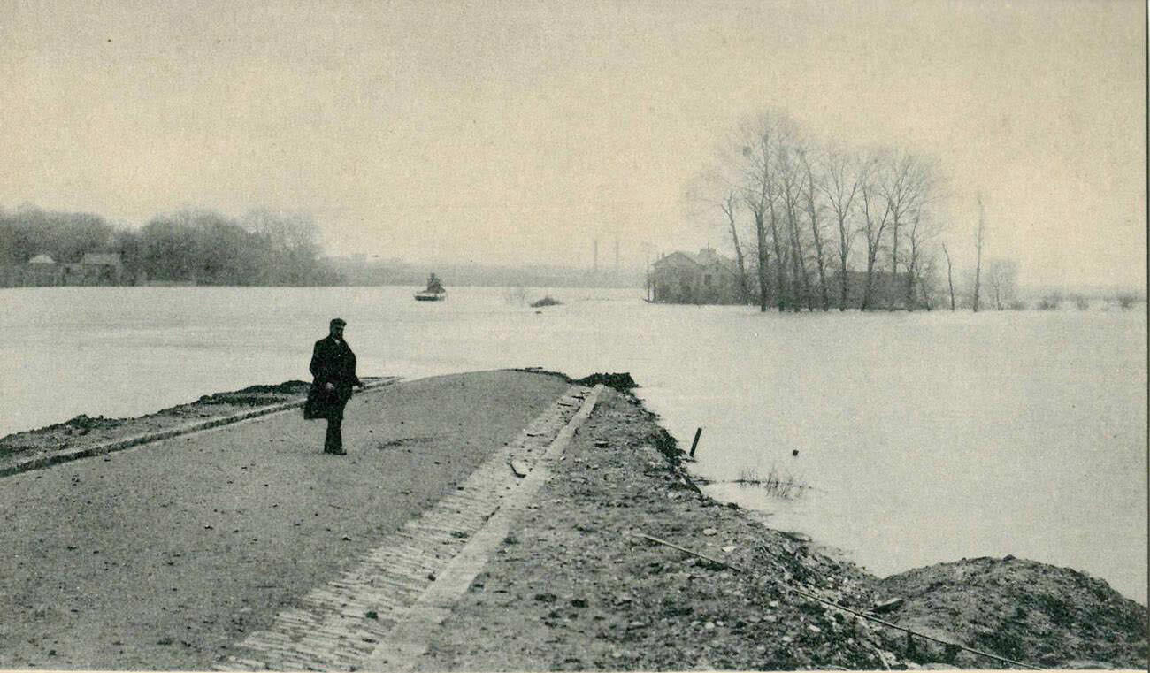 Great Flood of Paris, 1910 - Gennevilliers.