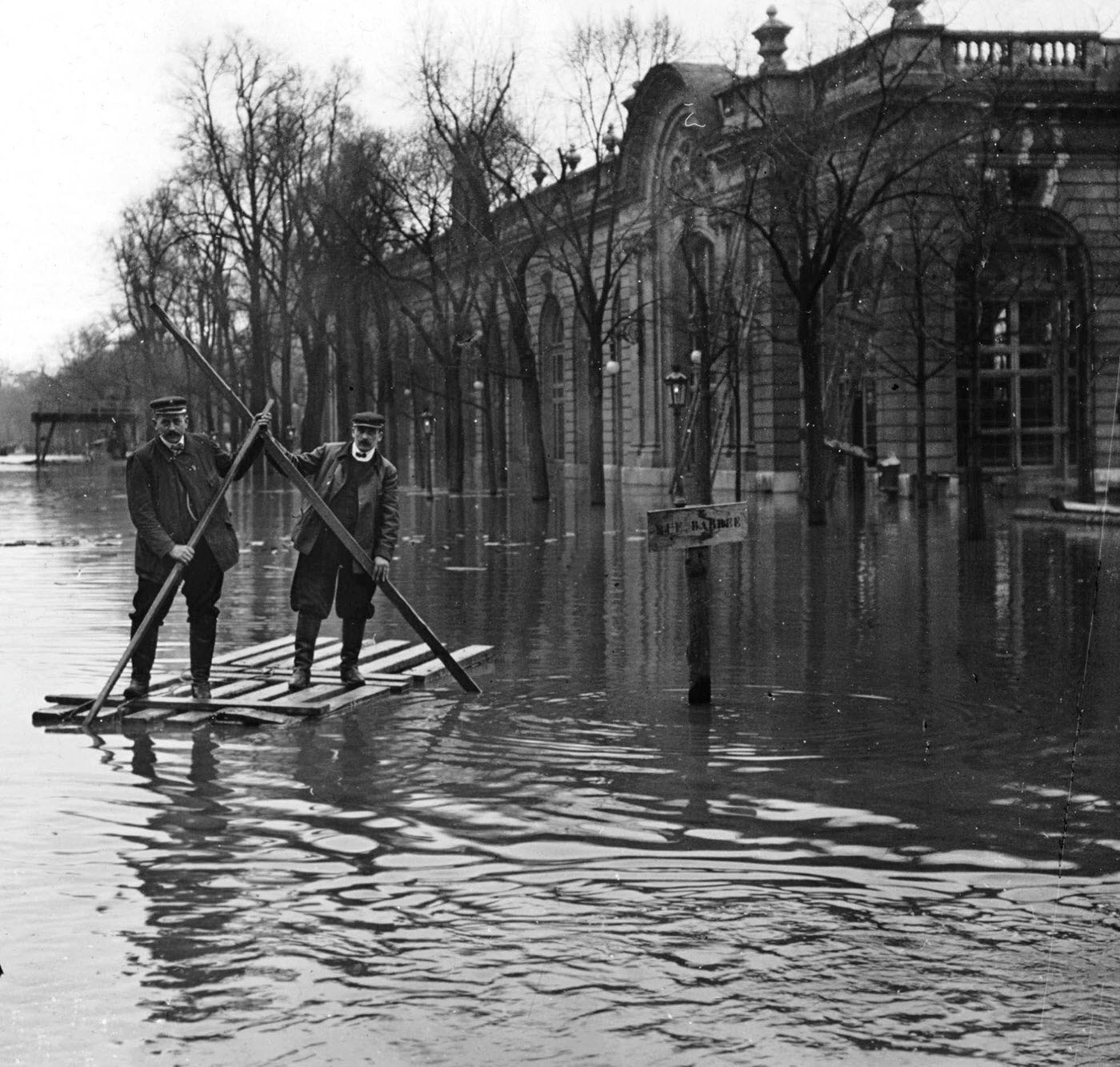 Flood in Paris after rise in Seine river, 1910.
