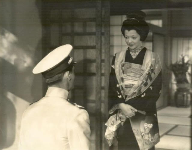 Sylvia Sidney and Her Unforgettable Performance in "Madame Butterfly" 1932