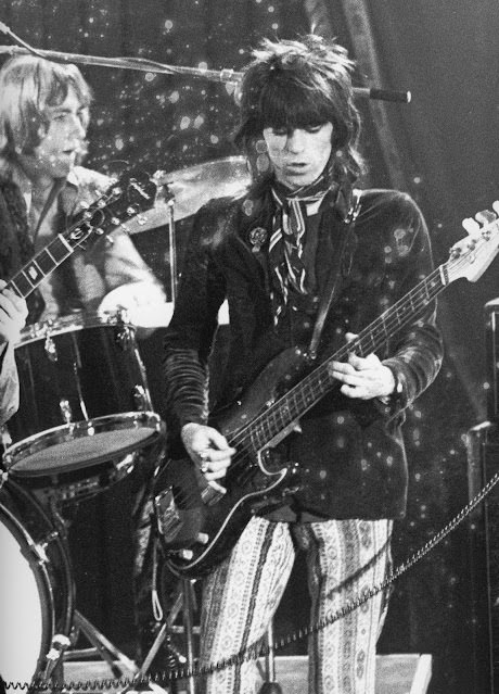 A Nostalgic Dive into the photos from The Rolling Stones Rock N’ Roll Circus
