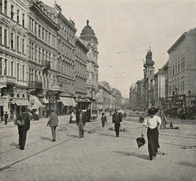 Alserstrasse, Vienna, 1900