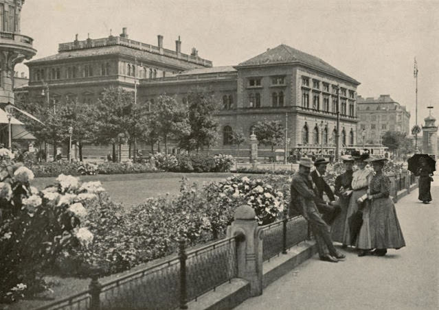 Museum of Applied Arts, Vienna, 1900
