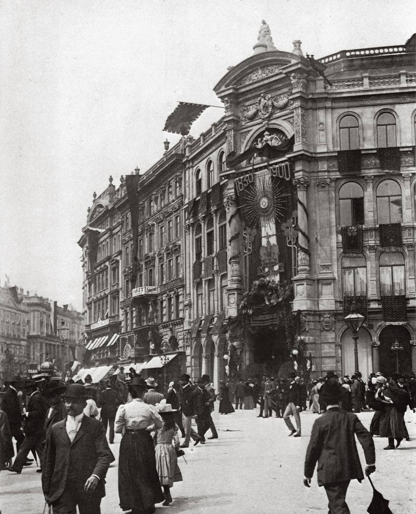 Stock-im-Eisen-square in Vienna, View on Graben, Institute for Technical Chemistry of the Vienna University of Technology today, Vienna, 18th of August 1900s