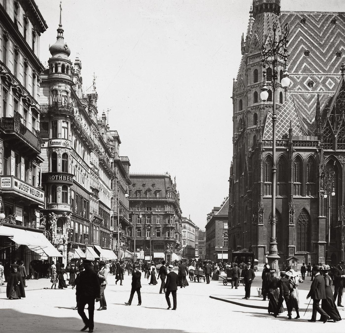 St. Stephan's square with Red tower Street (Rotenturmstrasse), Around 1900s
