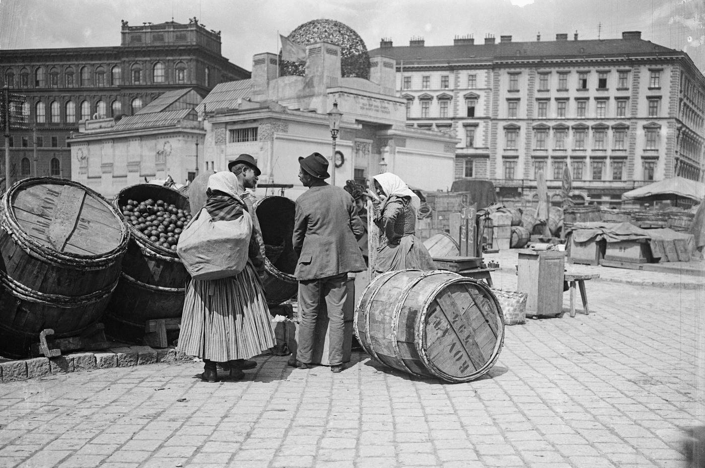 The Naschmarkt in front of the Secession, Vienna, 1900s
