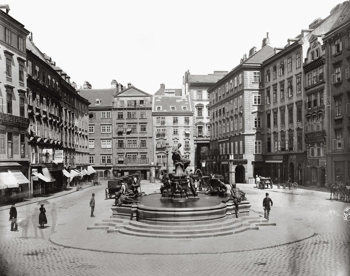 Neuer Markt in Vienna I with "Providentia" fountain, 1902