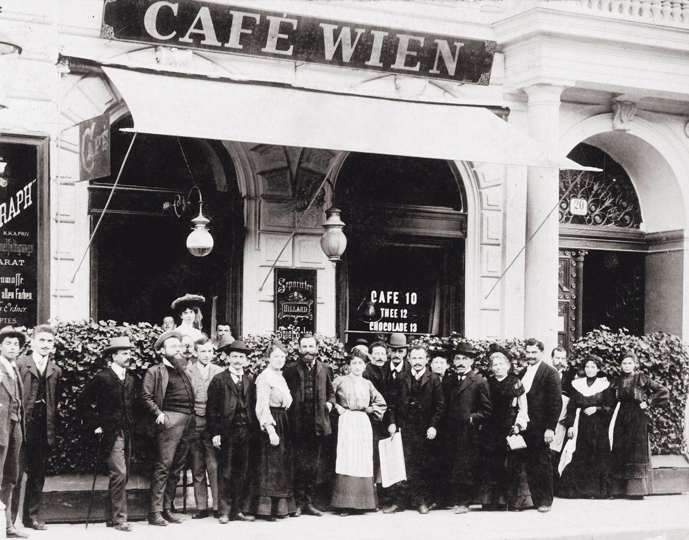 Groupportrait Of Staff And Guests, Cafe Wien, Austria, 1904