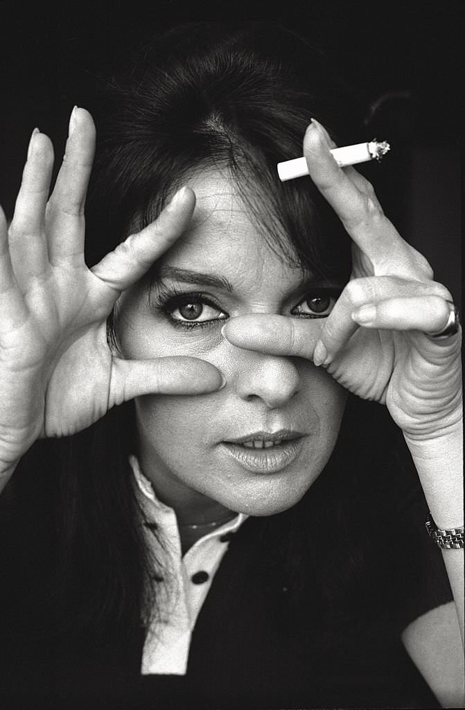 Italian actress Lisa Gastoni smoking, 1960s.