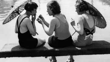 Women Smoking 1930s