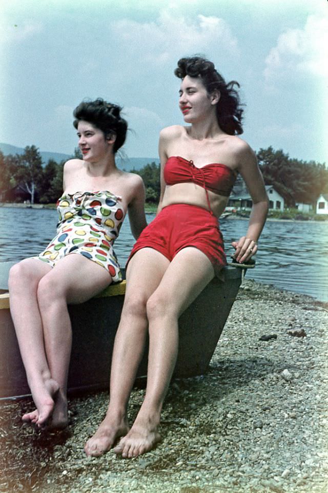 Found Photos Capture Women in Bathing Suits From the 1940s