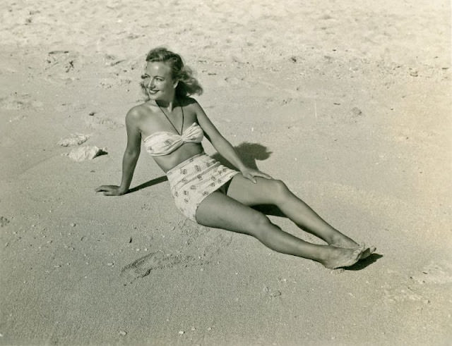 Found Photos Capture Women in Bathing Suits From the 1940s