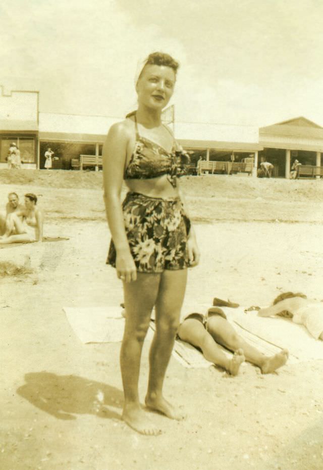 Found Photos Capture Women in Bathing Suits From the 1940s